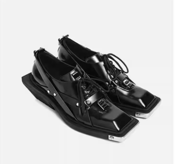 Metal Square Toe Shoe