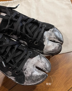 Tabi Sneaker