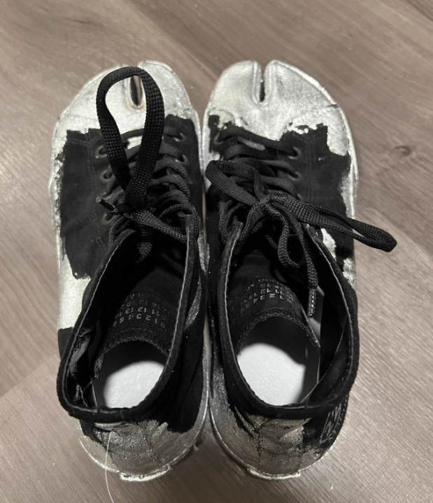 Tabi Sneaker