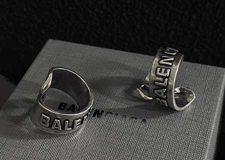 Balenciaga Ring