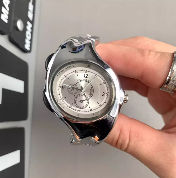 Y2K Twisted Watch