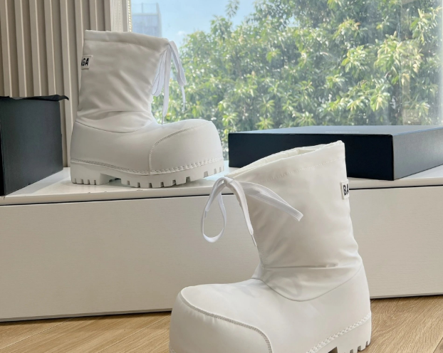 Balenciaga Alaska Ski Boot