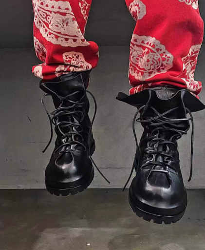 424 combat-style leather boots