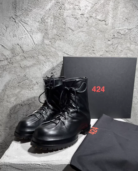 424 combat-style leather boots