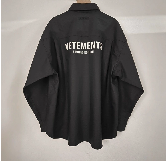 Vetements Black Shirt