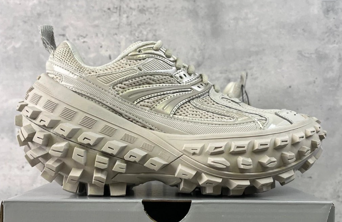 Balenciaga Defender