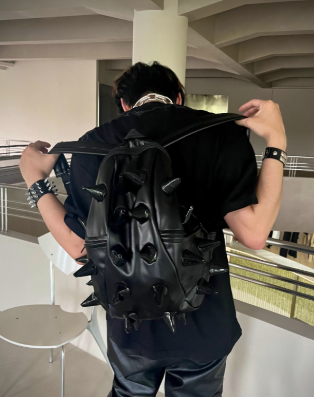 Spike bag